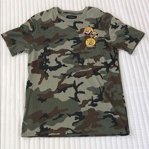 Pacsun camo t-shirt